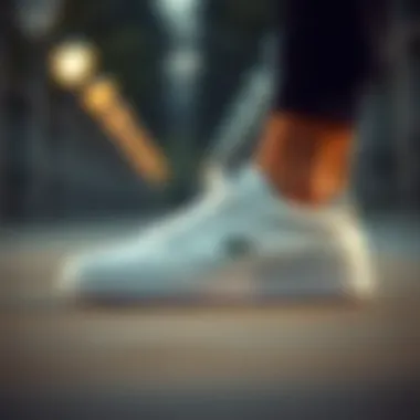 Lacoste Sport L005 Erkek Beyaz Sneaker: Şıklığın ve Konforun Buluşması Introduction Lacoste Sport L005 Erkek Beyaz Sneaker: Şıklığın ve Konforun Buluşması Introduction