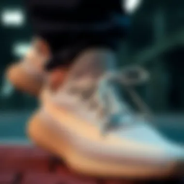 Functionality of Yeezy shoelaces in modern footwear